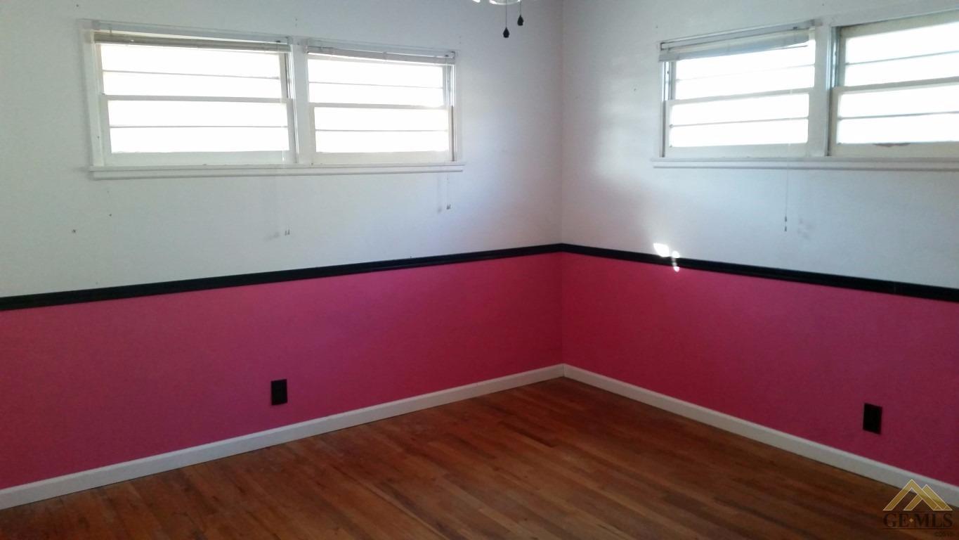 711 Polk St, Taft, CA 93268 photo 13