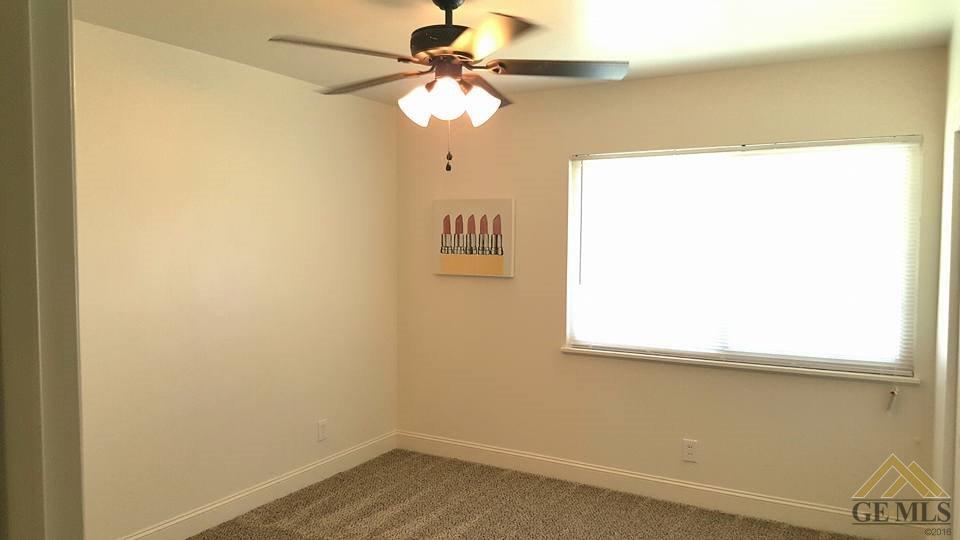 406 Pilgrim Ave, Taft, CA 93268 photo 17