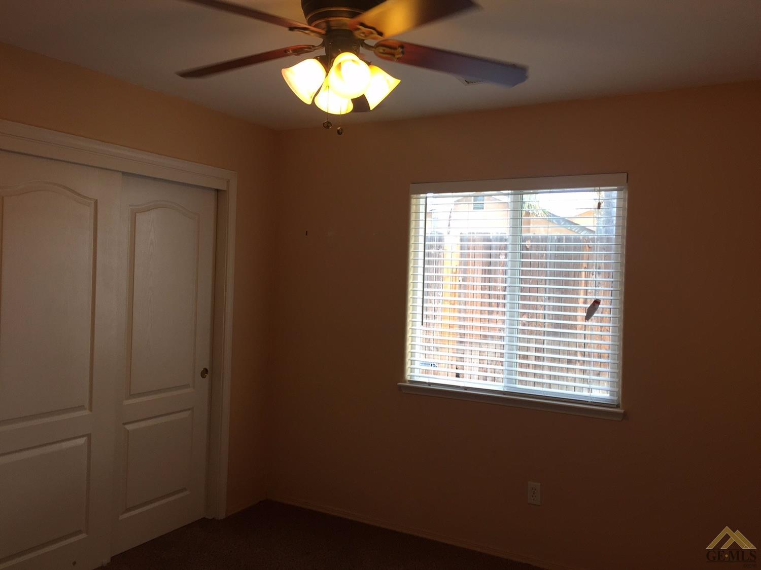 9402 Chatfield Ct, Bakersfield, CA 93311 photo 10