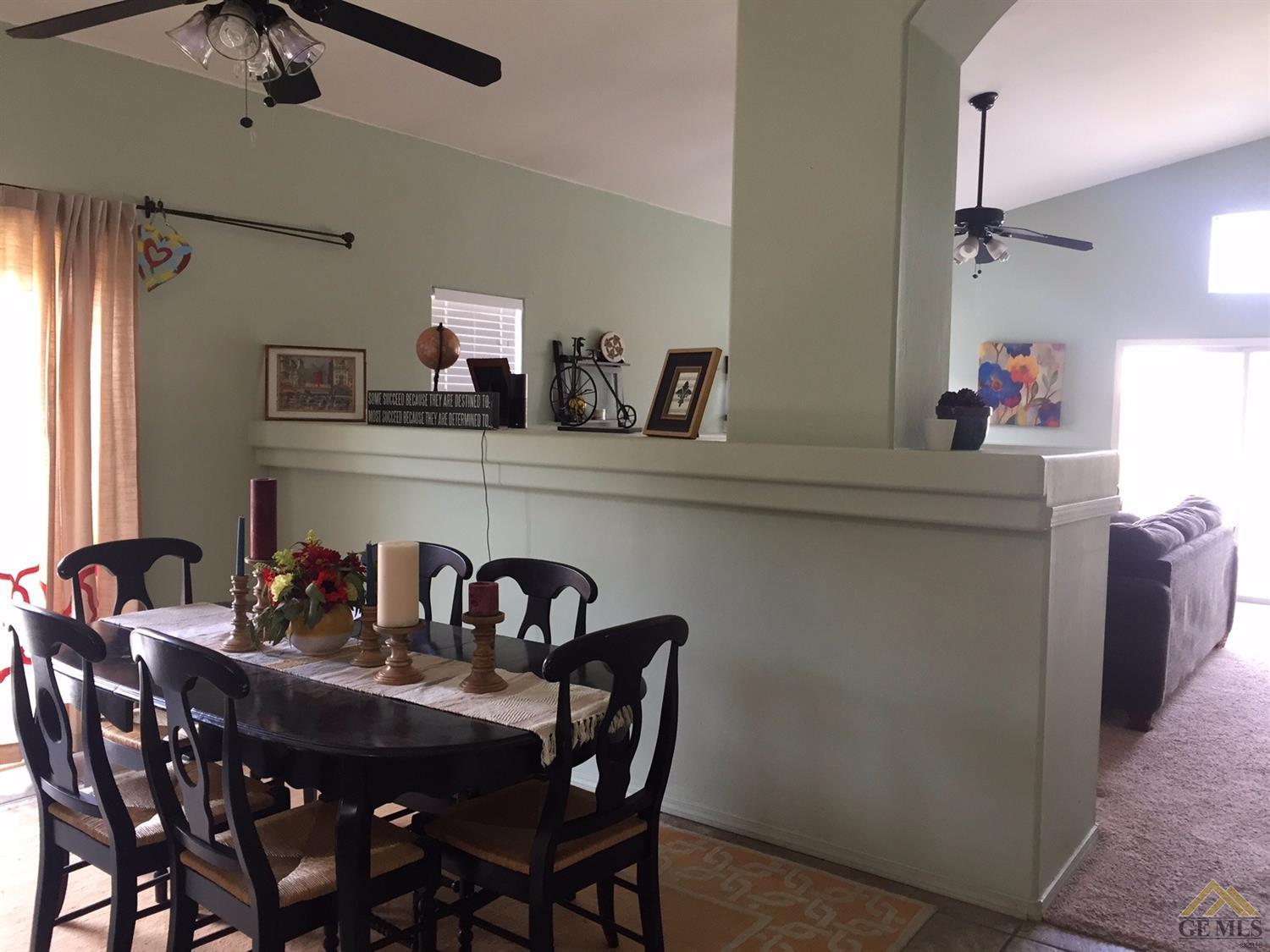 9402 Chatfield Ct, Bakersfield, CA 93311 photo 3