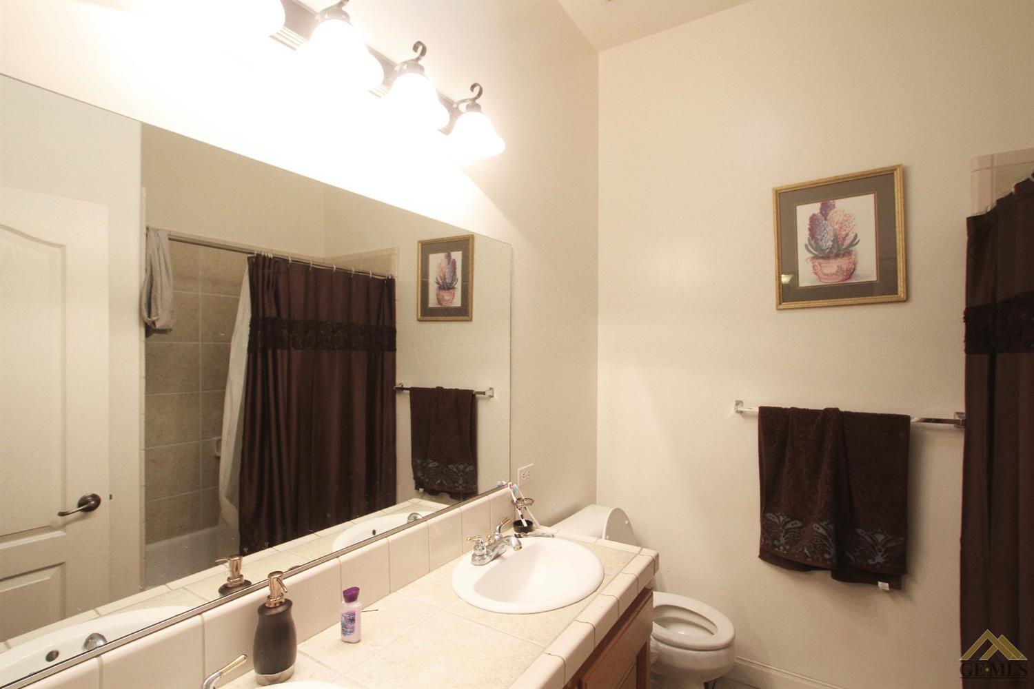 4503 Whitegate Ave, Bakersfield, CA 93313 photo 9