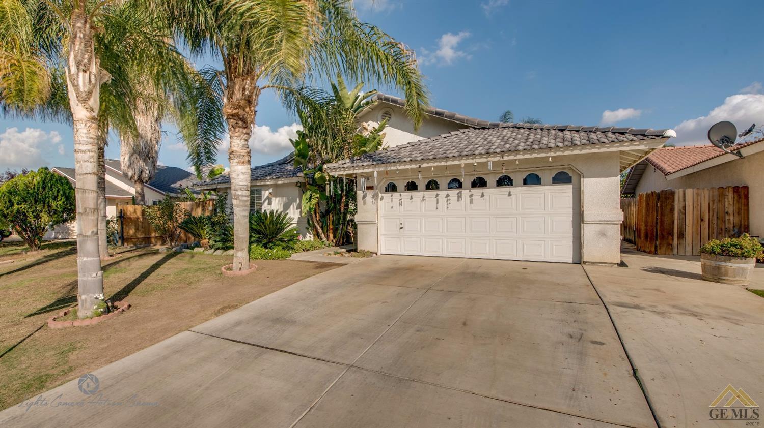 196 Clemson St, Shafter, CA 93263 photo 3