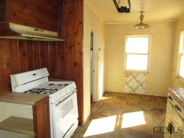 706 Pierce St, Taft, CA 93268 photo 21