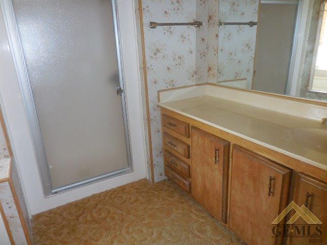 6137 Maple Ave, Mountain Mesa, CA 93240 photo 3