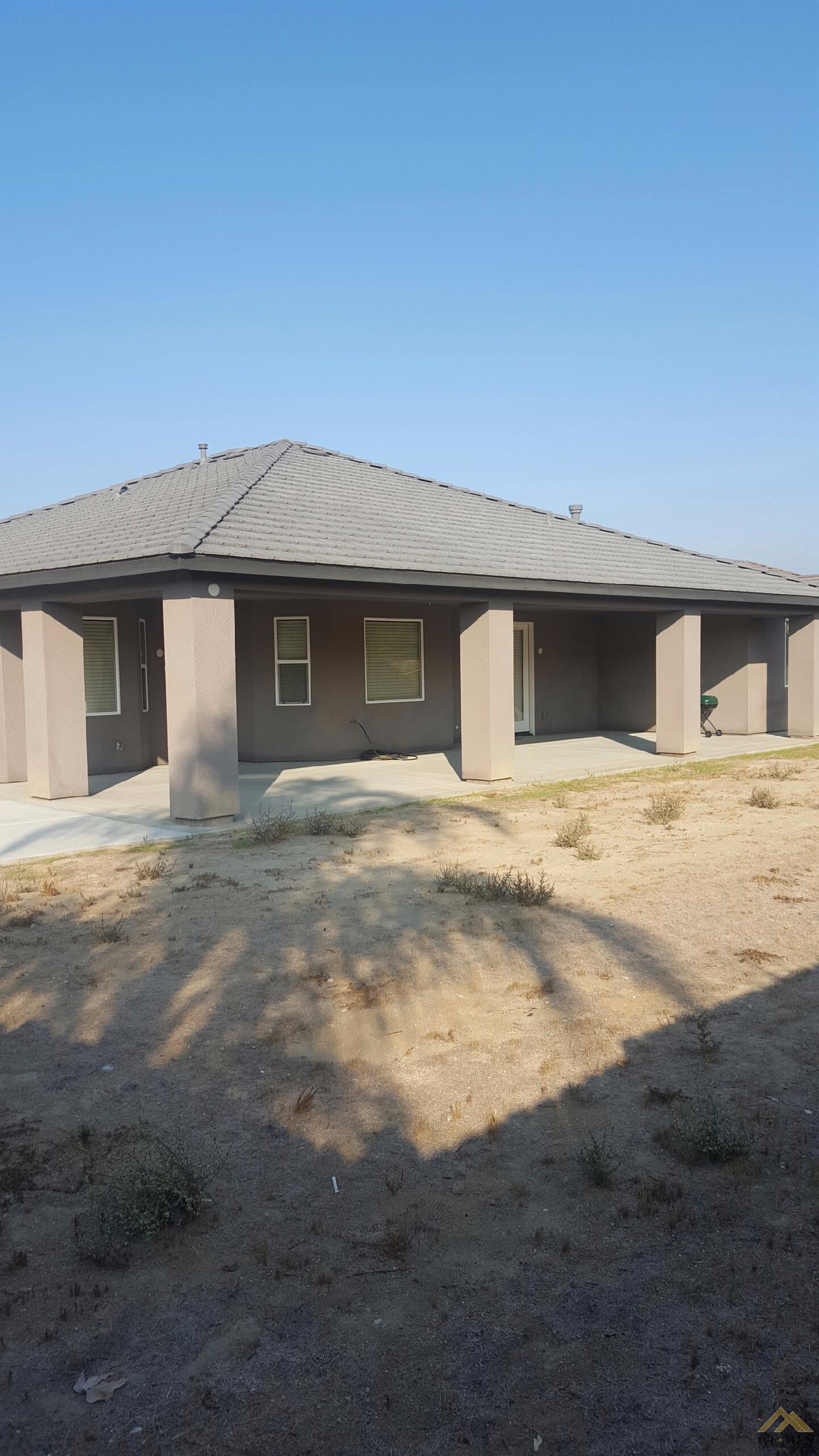 517 Padre Dr, Shafter, CA 93263 photo 23