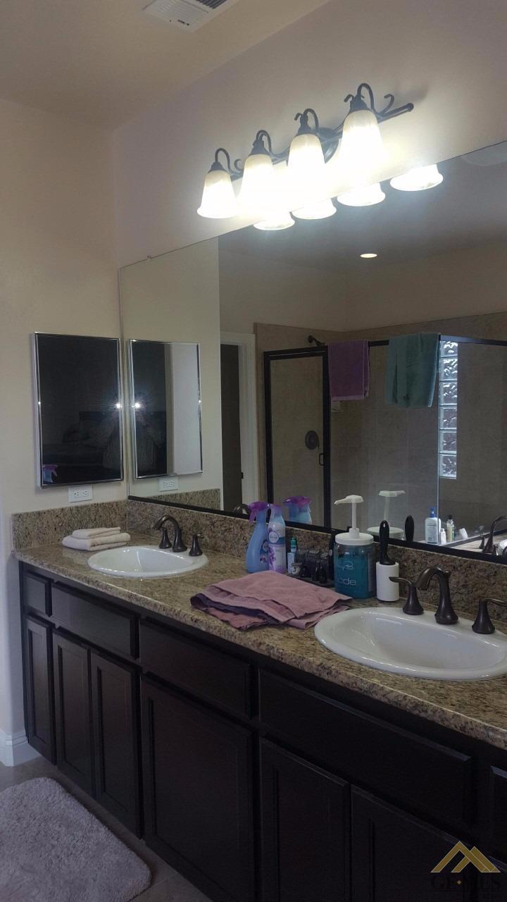 517 Padre Dr, Shafter, CA 93263 photo 19