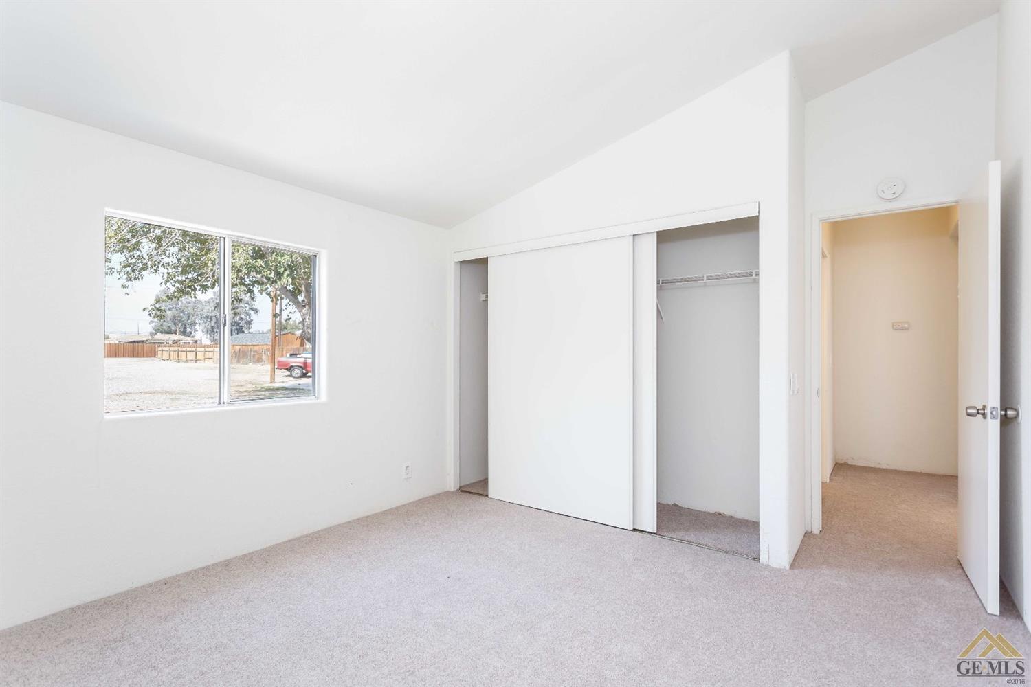 27548 Maple St, Taft, CA 93268 photo 10