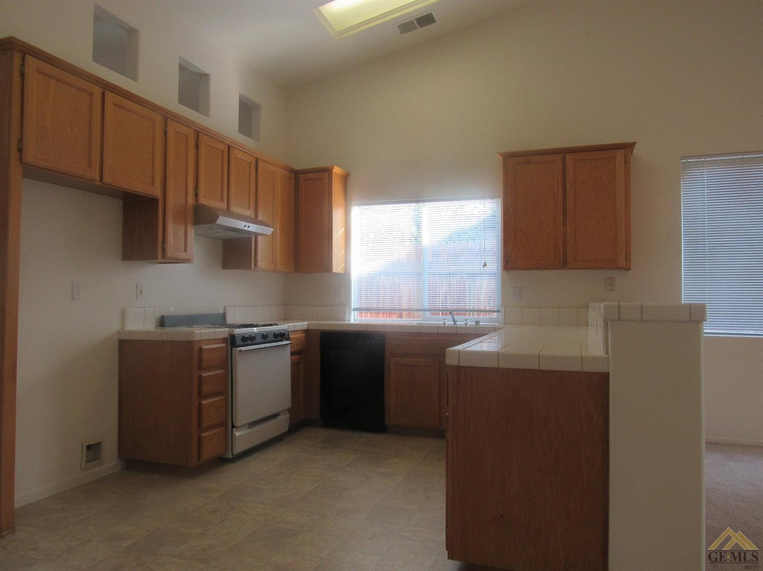 4807 Bluestone Dr, Bakersfield, CA 93311 photo 7