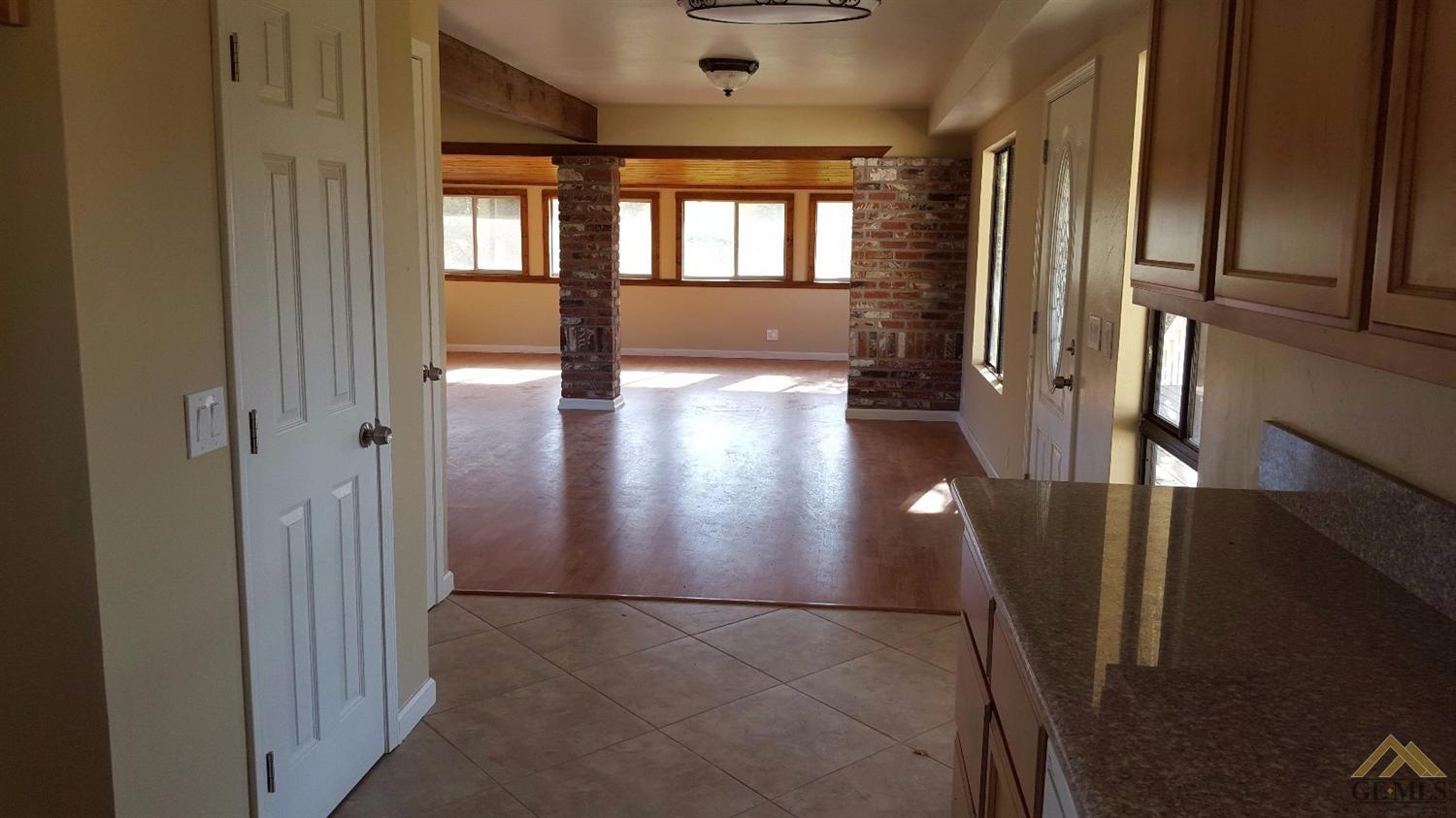 13622 Oak Valley Rd, Caliente, CA 93518 photo 6
