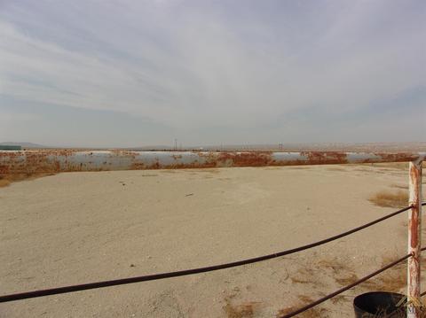 27534 Tamarisk Rd, Taft, CA 93268 photo 14