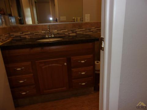 27534 Tamarisk Rd, Taft, CA 93268 photo 23