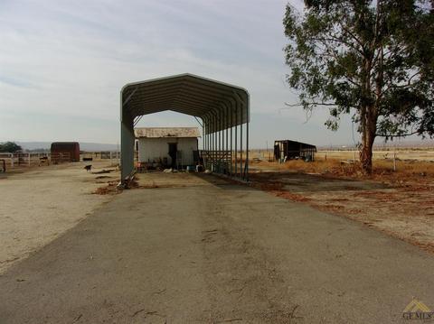 27534 Tamarisk Rd, Taft, CA 93268 photo 9