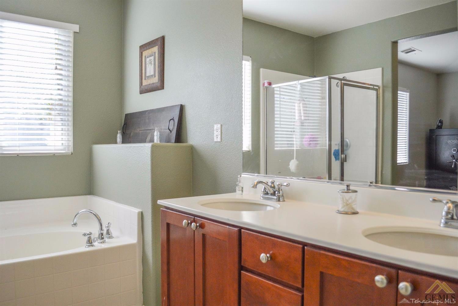 1008 Thoma Ln, Tehachapi, CA 93561 photo 8