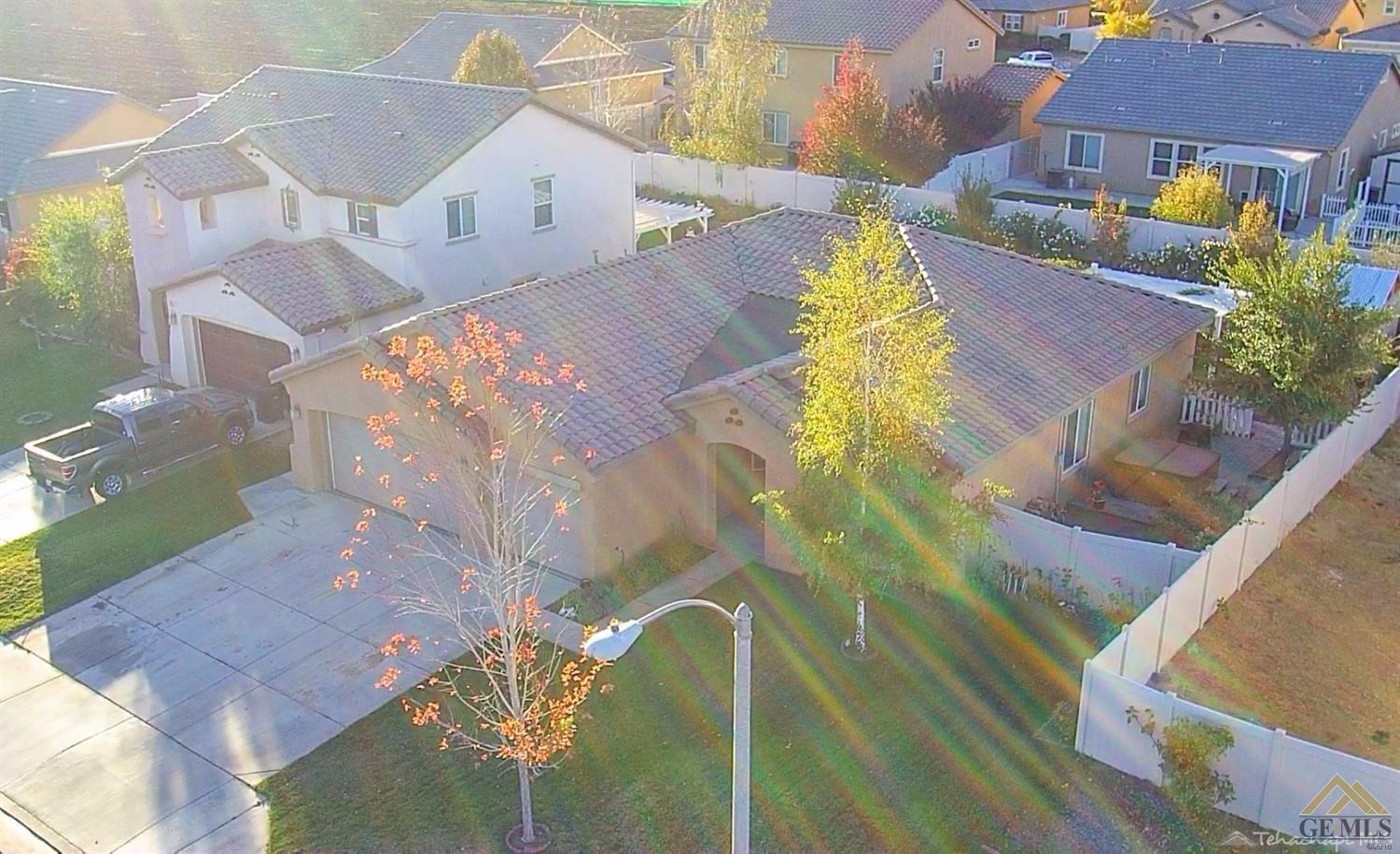 1008 Thoma Ln, Tehachapi, CA 93561 photo 2