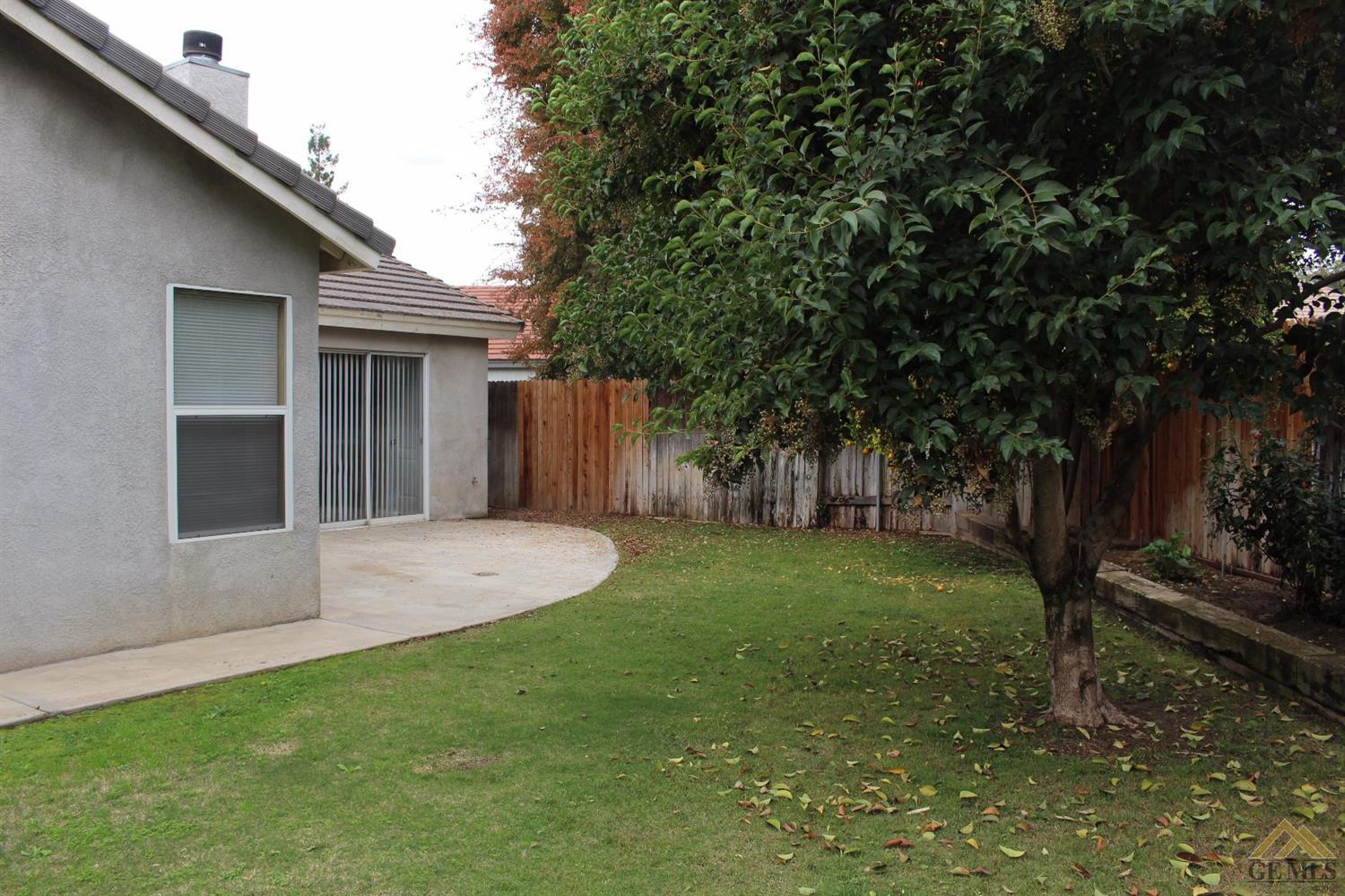 8606 Tekoa Ct, Bakersfield, CA 93312 photo 13