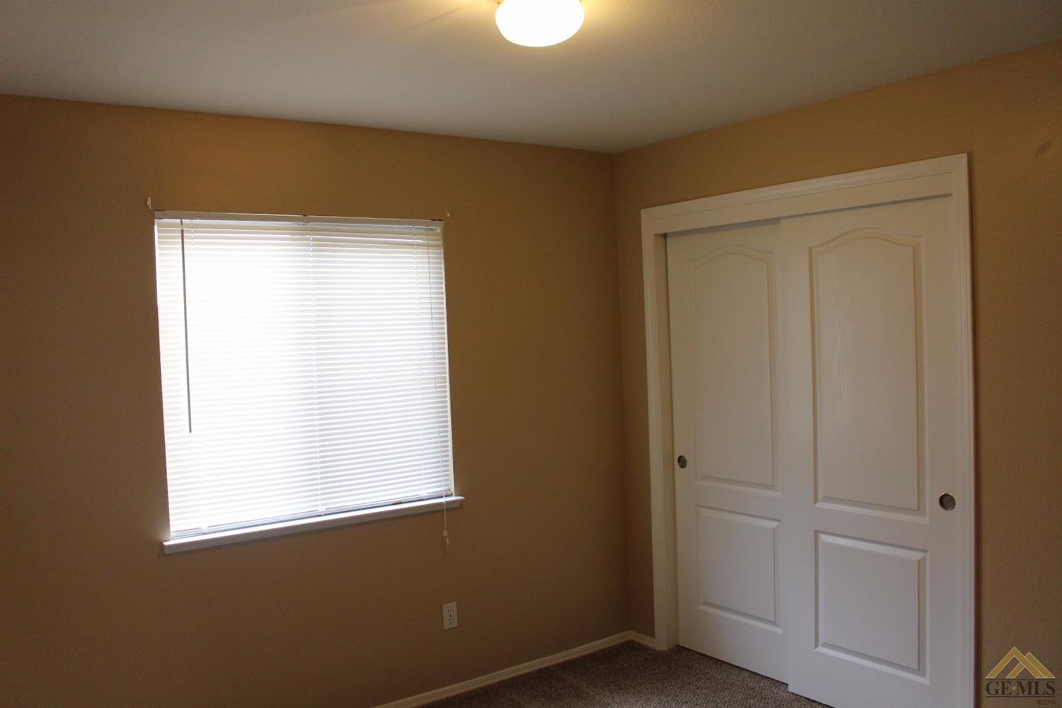 8606 Tekoa Ct, Bakersfield, CA 93312 photo 11