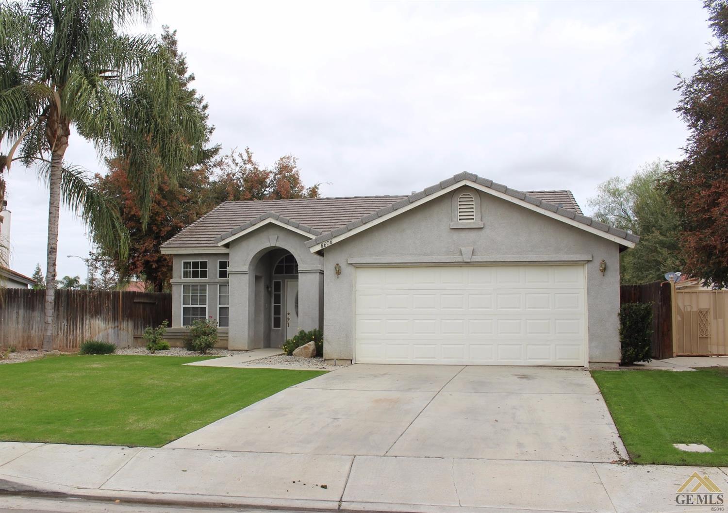 8606 Tekoa Ct, Bakersfield, CA 93312 photo 1