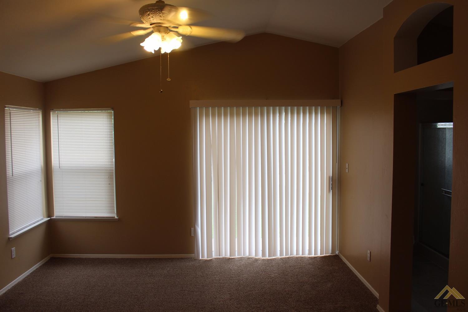 8606 Tekoa Ct, Bakersfield, CA 93312 photo 7