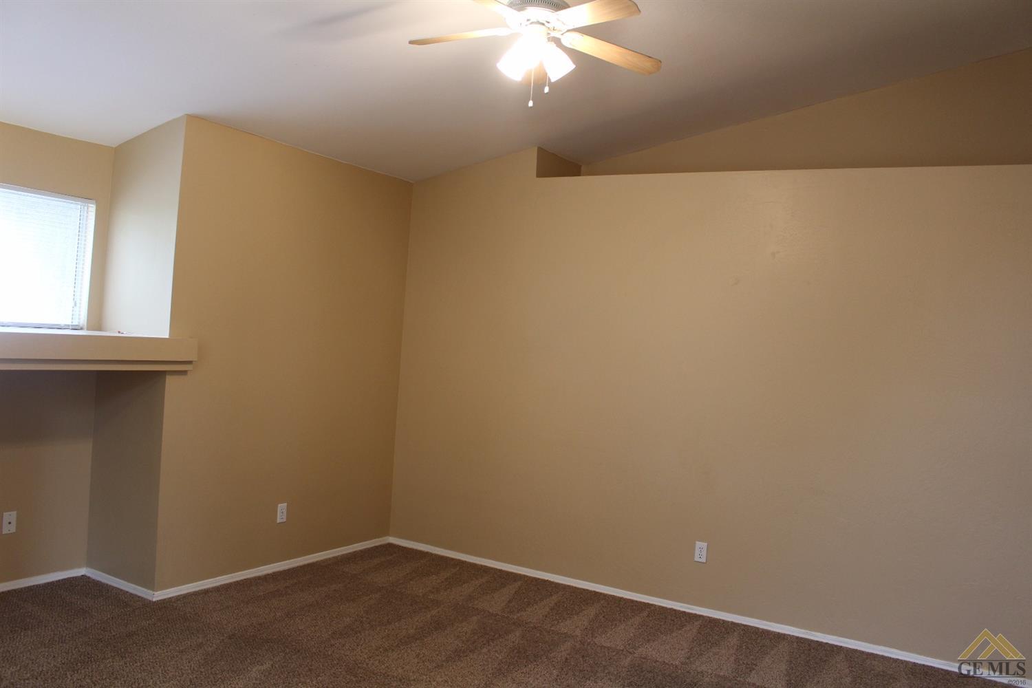 8606 Tekoa Ct, Bakersfield, CA 93312 photo 3