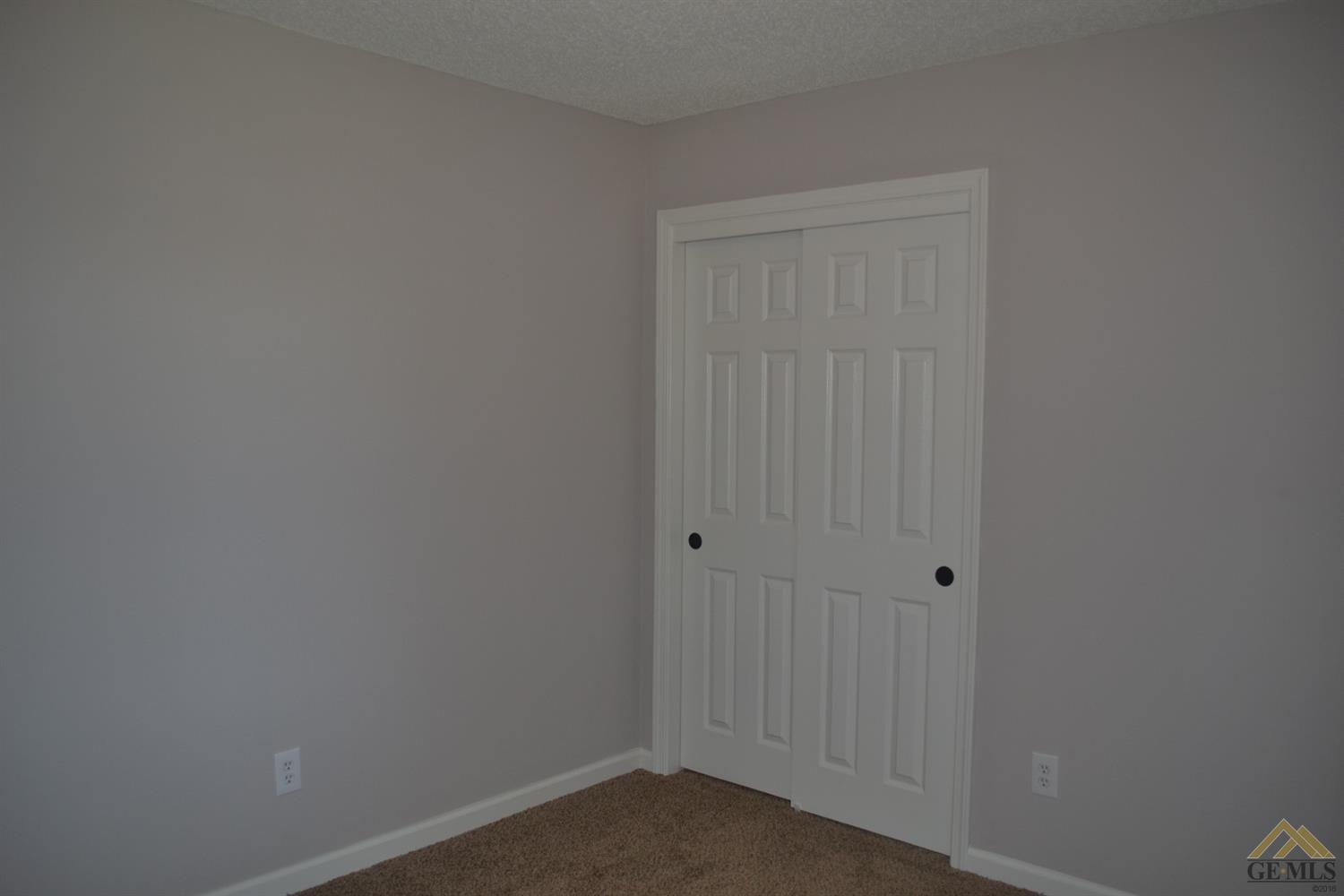 512 Peace St, Arvin, CA 93203 photo 17