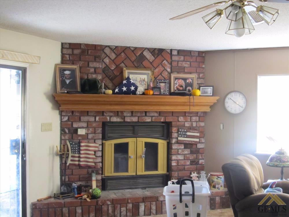 22160 Buena Vista St, Tehachapi, CA 93561 photo 7