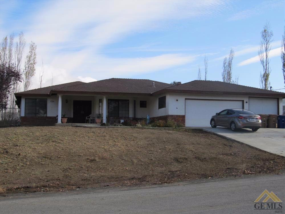 22160 Buena Vista St, Tehachapi, CA 93561 photo 1