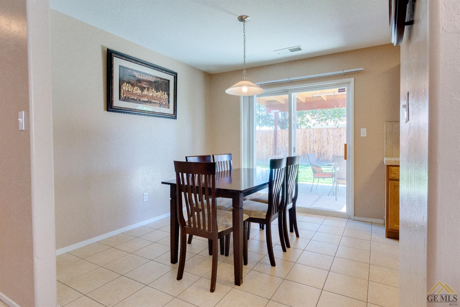 8112 Wolfpack Dr, Bakersfield, CA 93313 photo 7