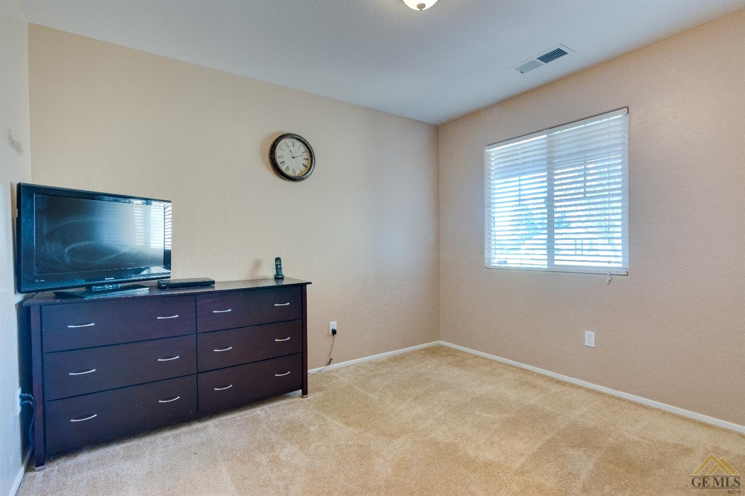 8112 Wolfpack Dr, Bakersfield, CA 93313 photo 14