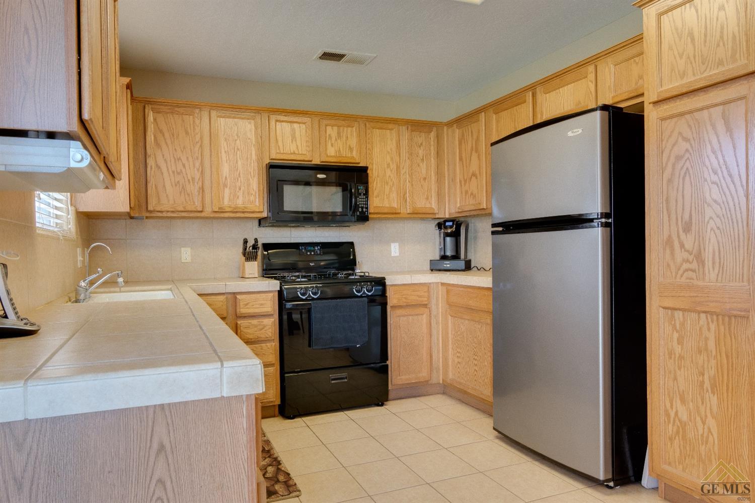 8112 Wolfpack Dr, Bakersfield, CA 93313 photo 10