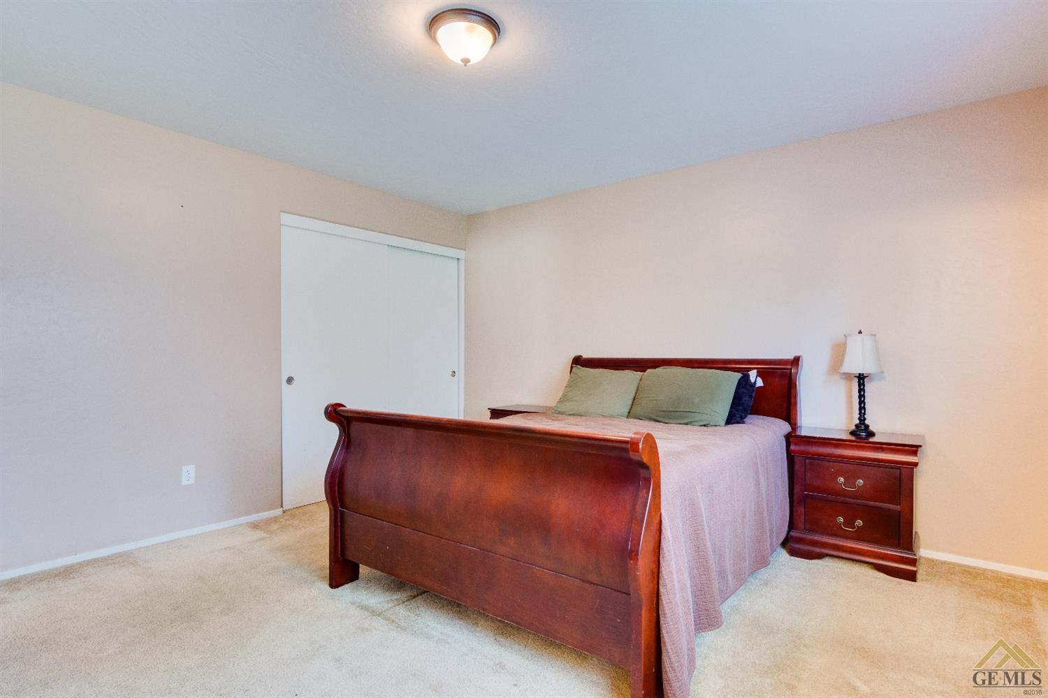 8112 Wolfpack Dr, Bakersfield, CA 93313 photo 18