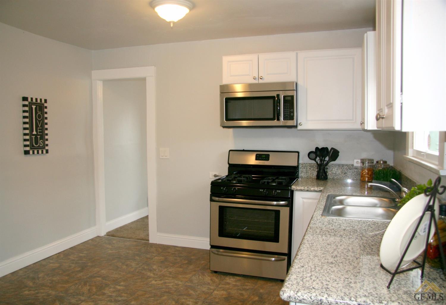209 A St, Taft, CA 93268 photo 14