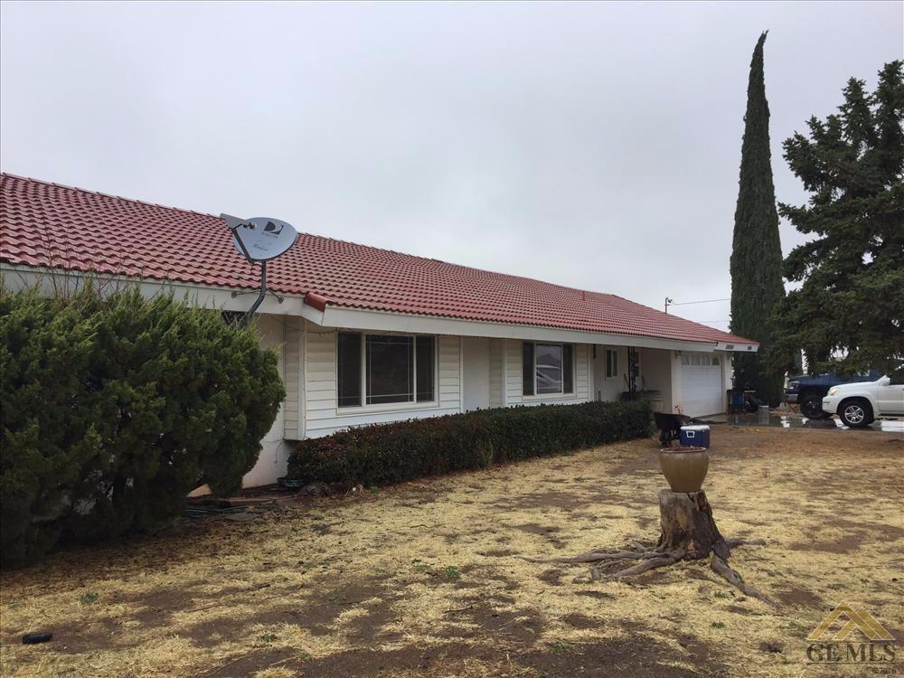 21265 Woodford Tehachapi Rd, Tehachapi, CA 93561 photo 3