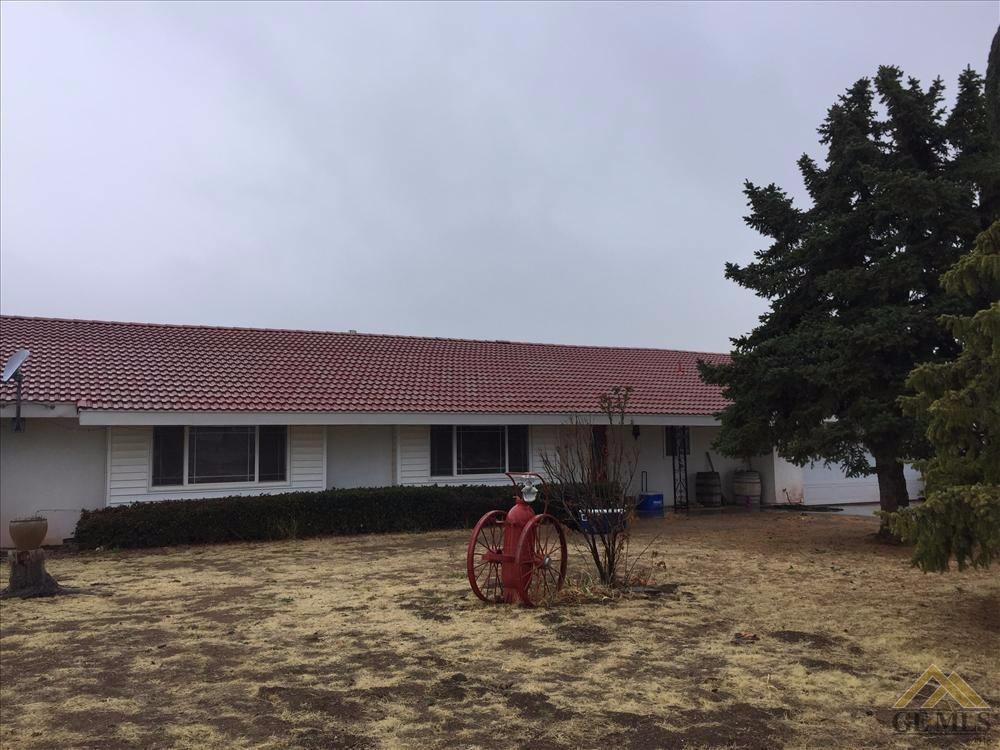 21265 Woodford Tehachapi Rd, Tehachapi, CA 93561 photo 1