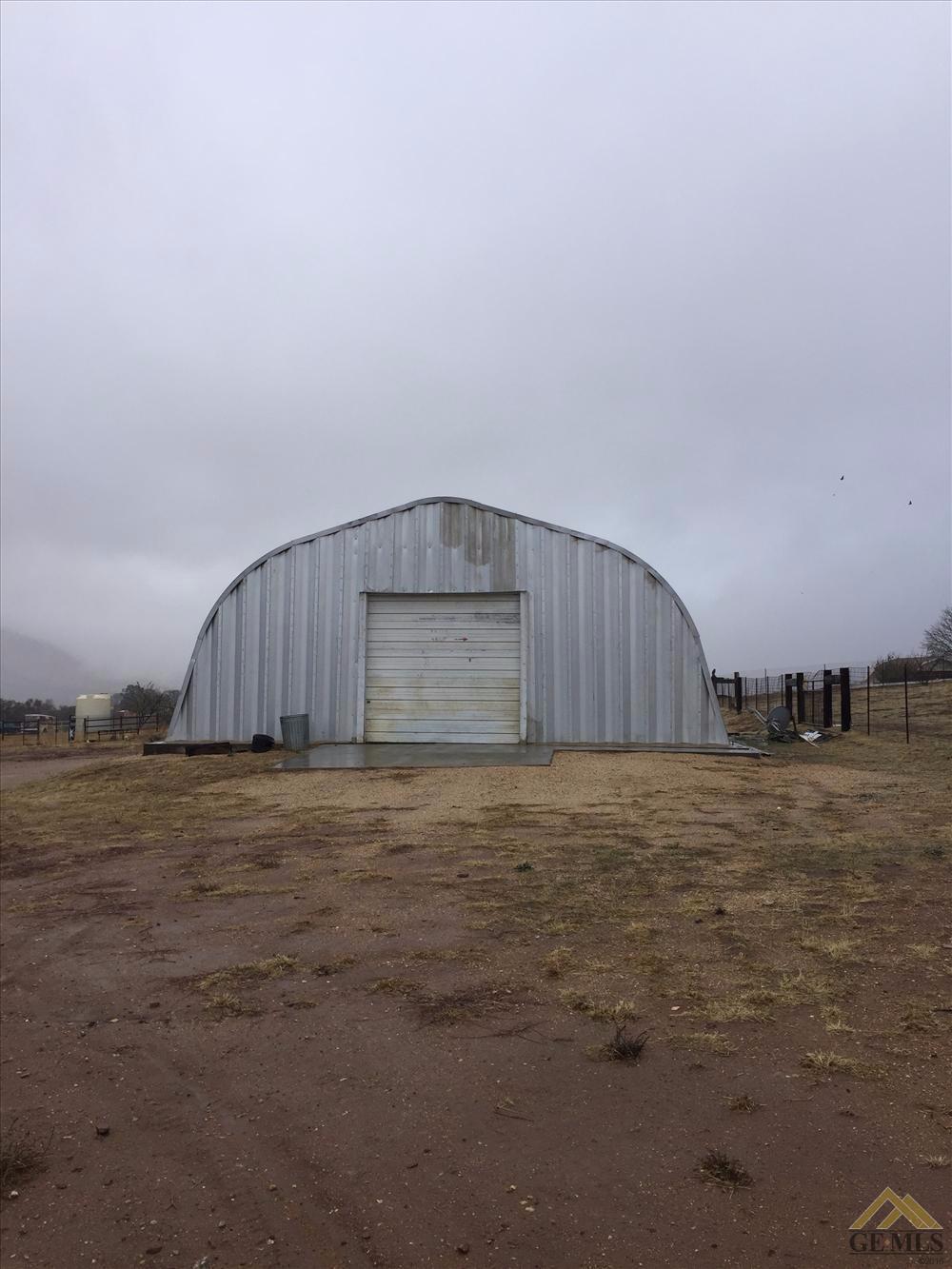 21265 Woodford Tehachapi Rd, Tehachapi, CA 93561 photo 24