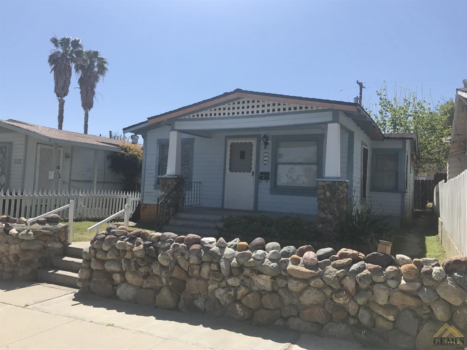 211 B St, Taft, CA 93268 photo 17