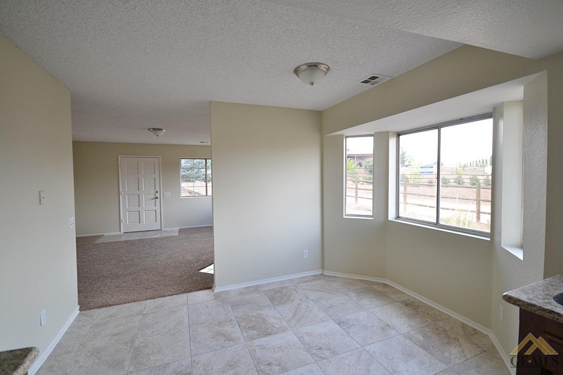 19801 Sun Ct, Tehachapi, CA 93561 photo 5