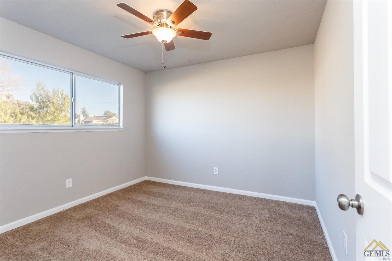 21200 Woodford Tehachapi Rd, Tehachapi, CA 93561 photo 16