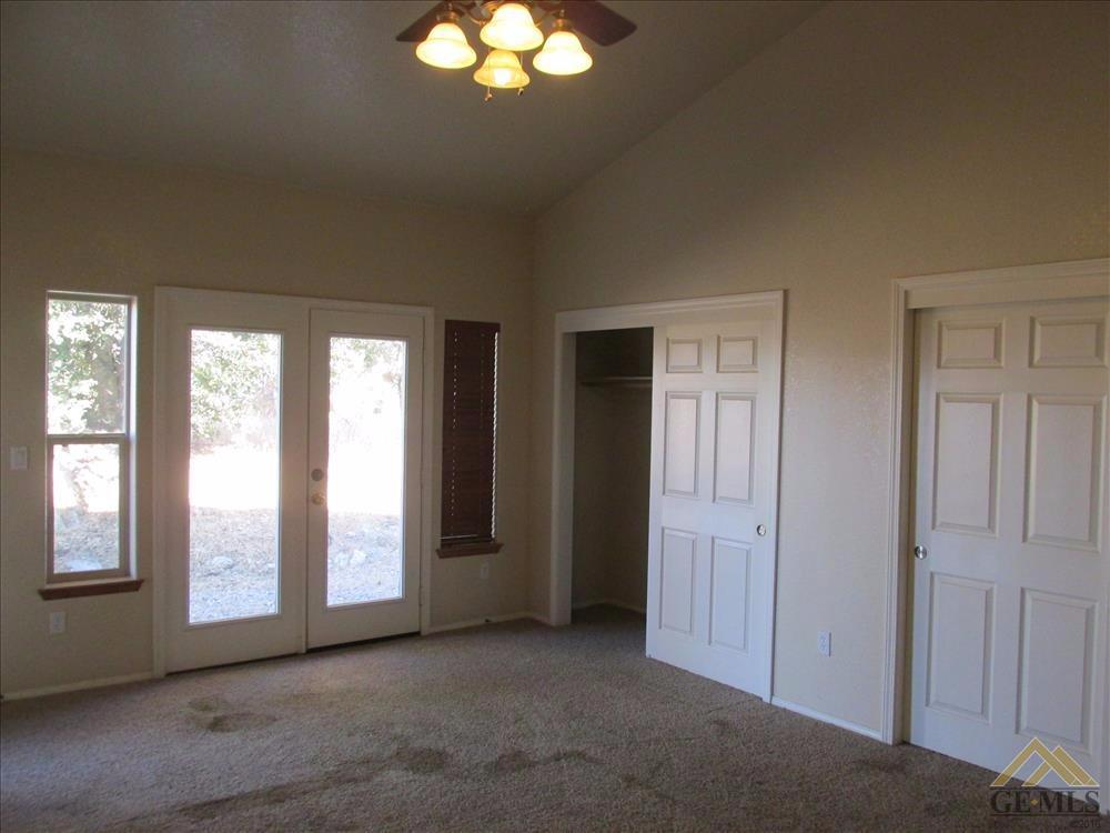 26131 Deertrail Dr, Tehachapi, CA 93561 photo 14