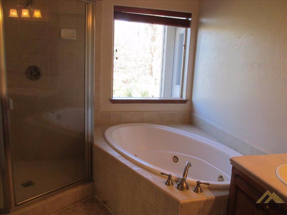 26131 Deertrail Dr, Tehachapi, CA 93561 photo 17