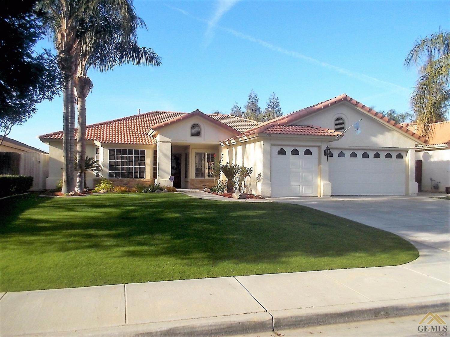 709 Faversham Way, Bakersfield, CA 93311 photo 1