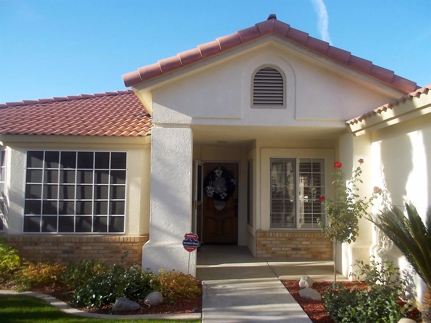 709 Faversham Way, Bakersfield, CA 93311 photo 2