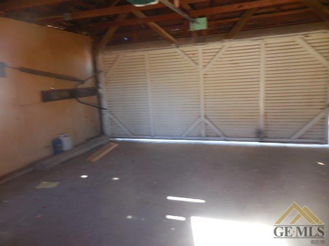 212 Warren St, Taft, CA 93268 photo 11