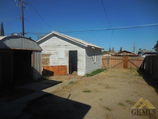 212 Warren St, Taft, CA 93268 photo 10