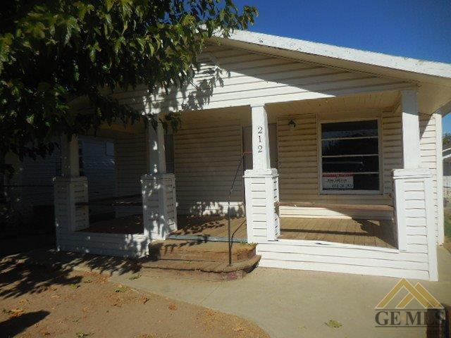 212 Warren St, Taft, CA 93268 photo 1