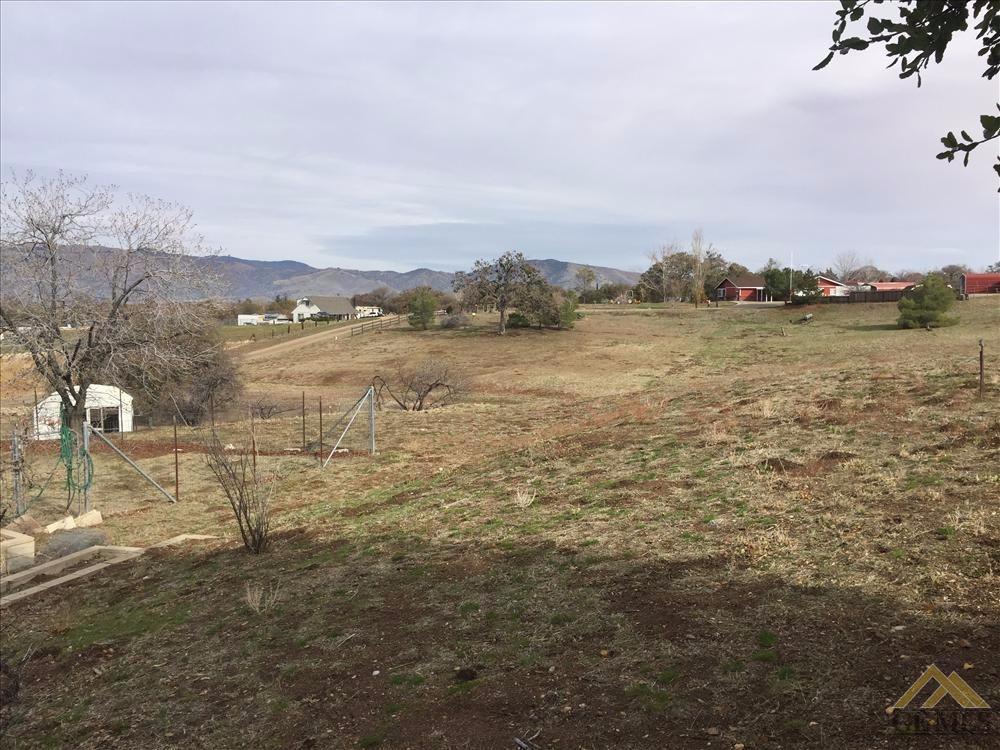 21236 Jeffery Rd, Tehachapi, CA 93561 photo 16
