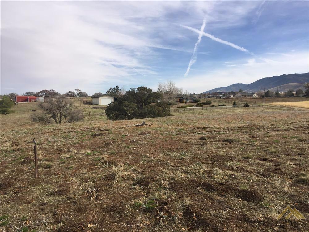 21236 Jeffery Rd, Tehachapi, CA 93561 photo 18