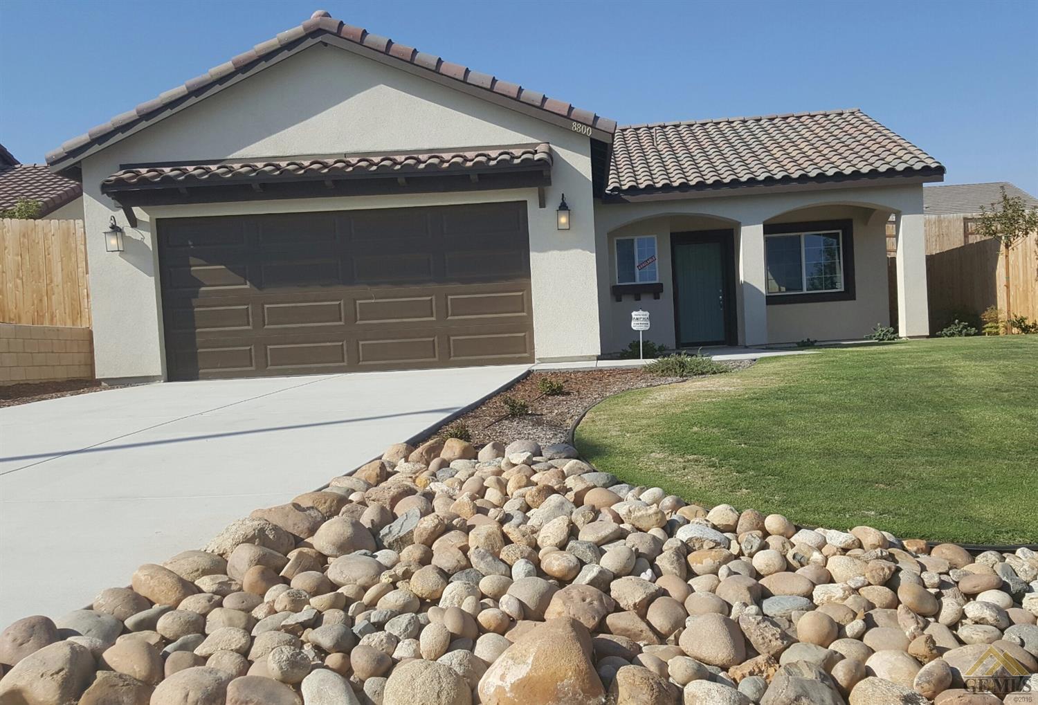 8804 Kyle Ct, Bakersfield, CA 93306 photo 1
