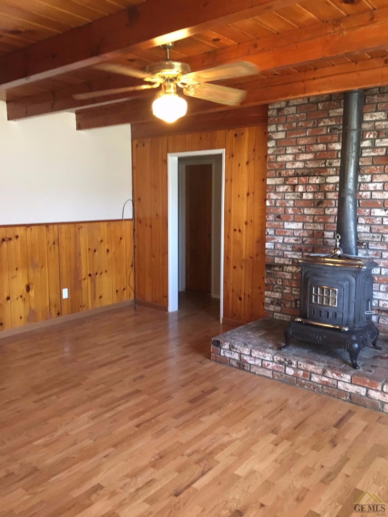 101 Bendix St, Bakersfield, CA 93308 photo 5