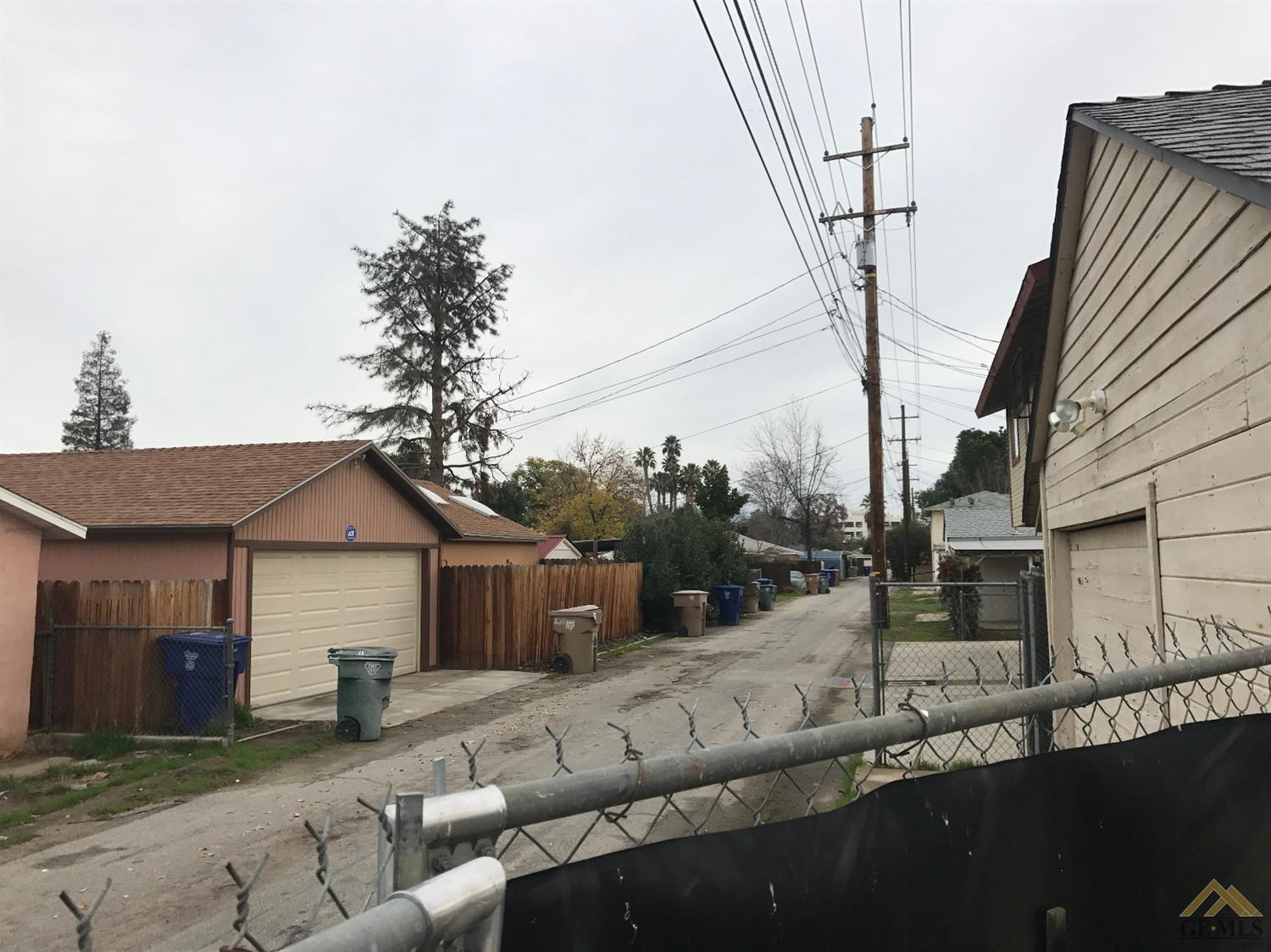 2714 16th St, Bakersfield, CA 93301 photo 17