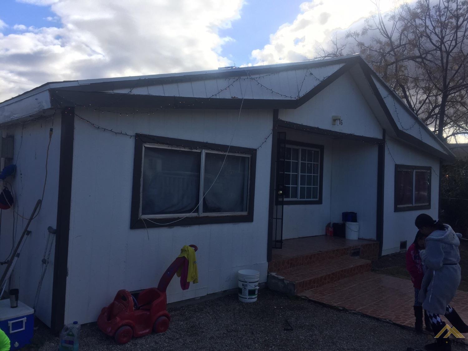 216 Fillmore St, Taft, CA 93268 photo 1